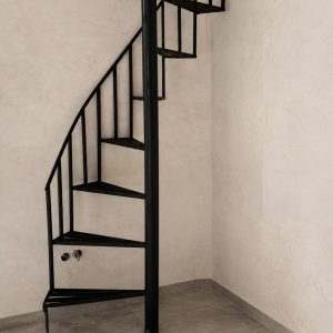 پله پیچ بدون فرفوژه مینیمال